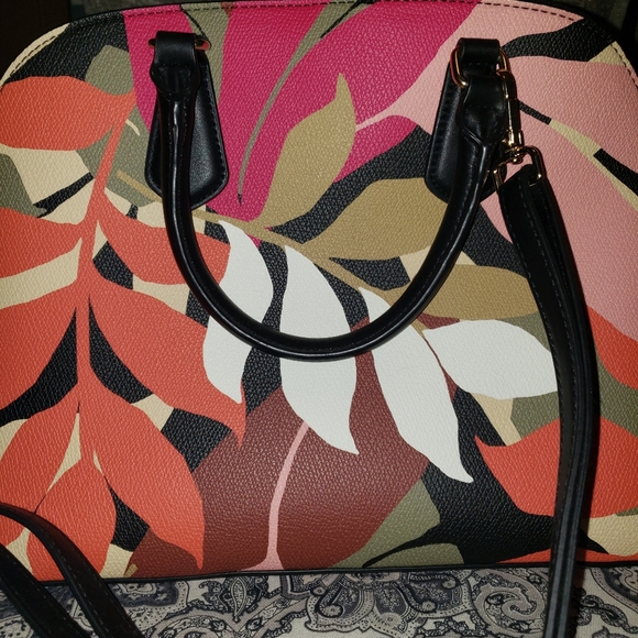 A.NEW.DAY CROSSBODY PURSE - Picture 2 of 12